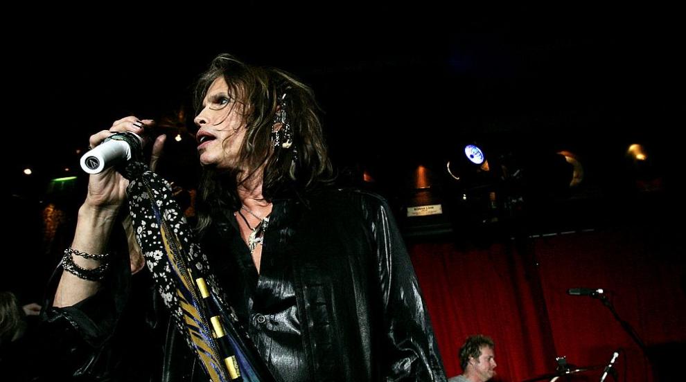 Фронтменът на „Аеросмит” Стивън Тайлър влиза в клиника за рехабилитация