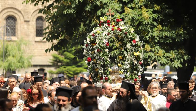 мощи - Мощите на Св. Св. Кирил и Методий напускат България 