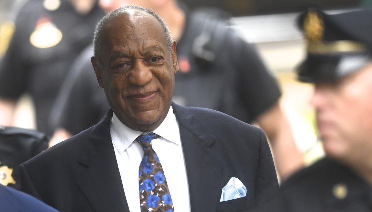 Бил Козби - 50 ГОДИНИ ПО-КЪСНО: Съдят Бил Козби за изнасилване през 1975 г.