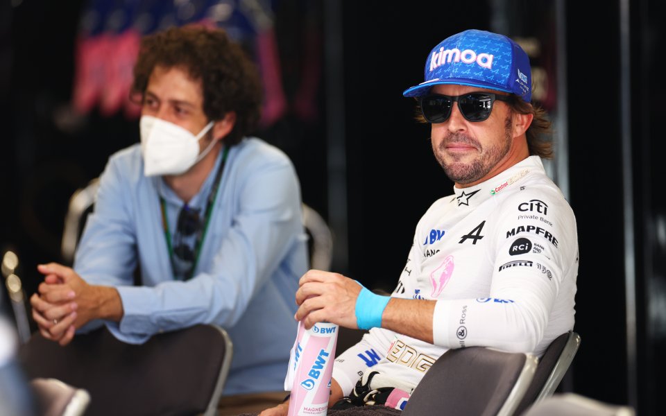 Фернандо Алонсо отново коментира бъдещето си във Формула 1. Пилотът