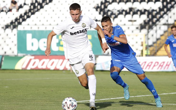 Славия пълни касата - ето каква сума ще вземе за Мартин Георгиев