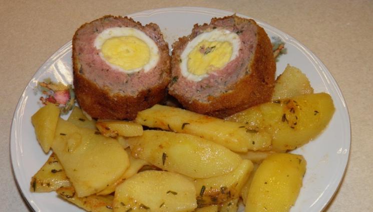 шотландско яйце - НЯКОИ ГИ ОБИЧАТ СВАРЕНИ: Рецепта за шотландско яйце по британски