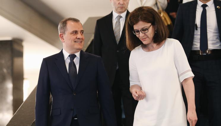 Генчовска - Азербайджан ще доставя газ за България в продължение на 25 години