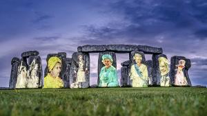 Организацията която стопанисва историческата забележителност Стоунхендж отдаде почит към кралица