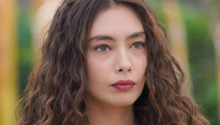 Неслихан Атагюл - ЗЛАТНО ВРЕМЕ: Неслихан Атагюл и Серкан Чайоулу се събраха