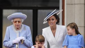 Британската кралица няма да присъства на празничната литургия в катедралата