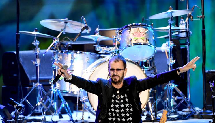 ринго стар - СЛАВАТА ОБИЧА КОМПАНИЯ: Ринго Стар иска да свири с банда