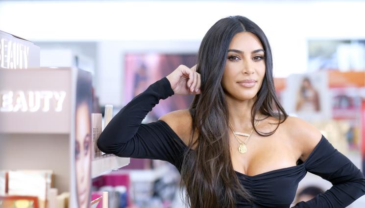 карадшиян - КАФЕВИ ТАЙНИ: Ким Кардашиян разкри на какво е готова, за да се подмлади