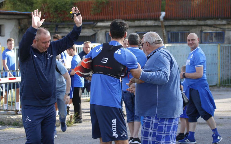 Левски пусна в продажба нов артикул. &bdquo;Сините&ldquo; фенове ще могат