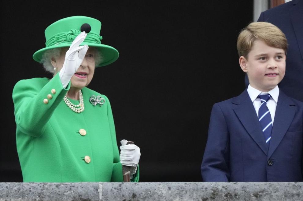  кралица Елизабет кралско семейство 