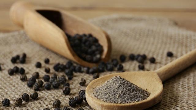 Четири неочаквани ефекта от употребата на черен пипер в кухнята