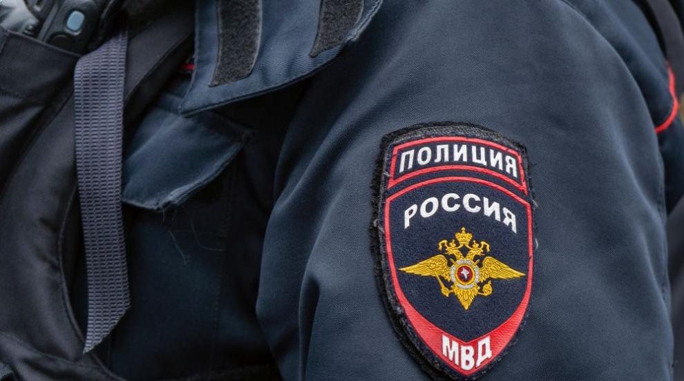 Трима души, сред които двама полицаи, са убити при взрив в Москва