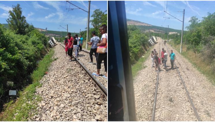 катастрофа влак - Шокиращи кадри от касапницата с влак и камион във Видинско (ВИДЕО)