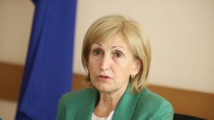 Депутатът от БСП за България Смиляна Нитова е получила заплашителни