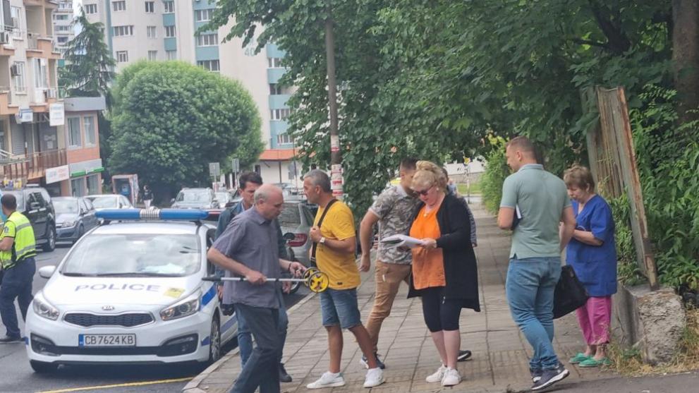 Лекар е блъснал върху група деца в района на УМБАЛ