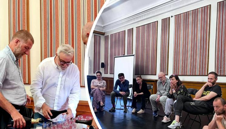 владо пенев - Владо Пенев гръмна шампанско в Народния