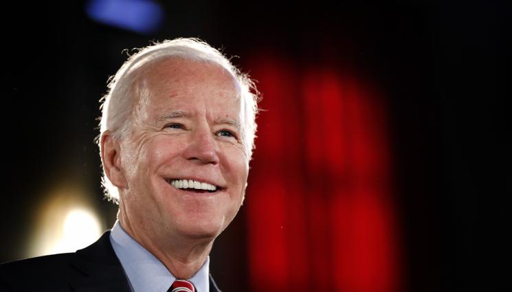 joe biden - Малко смях и трудни въпроси в първото телевизионно интервю на Джо Байдън във вечерно токшоу