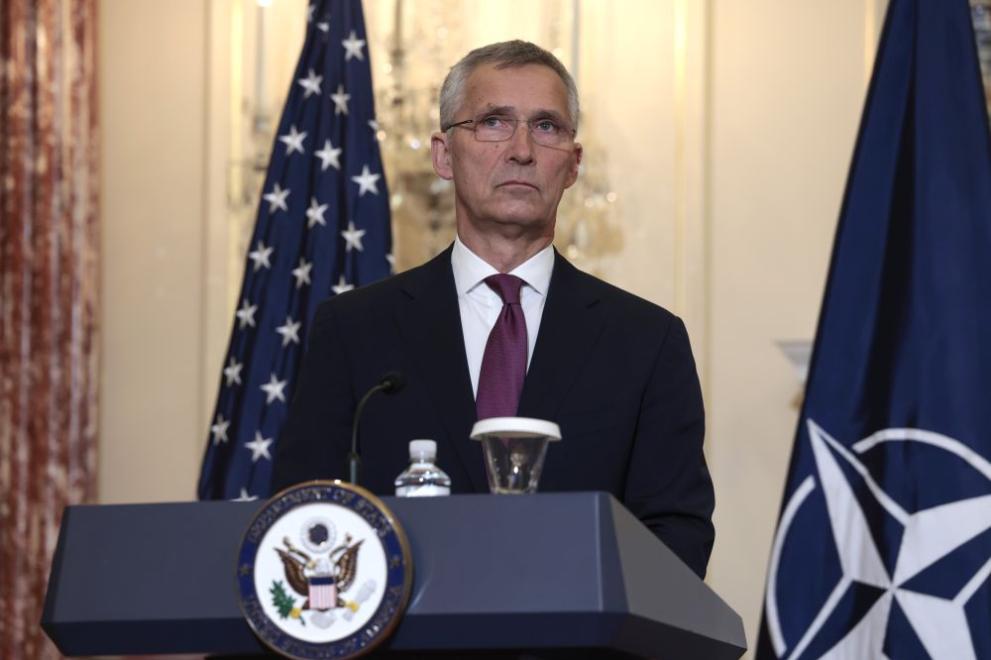 Генералният секретар на НАТО Йенс Столтенберг отмени поредица срещи в