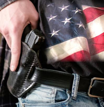 сащ пистолет в кобур