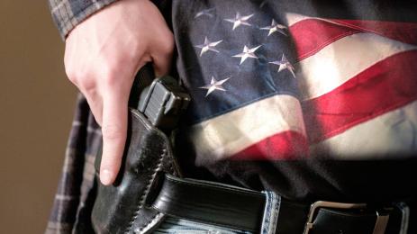 сащ пистолет в кобур