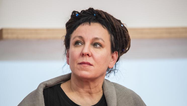 олга - ЧЕСТ: Носителката на Нобелова награда за литература пристигна у нас