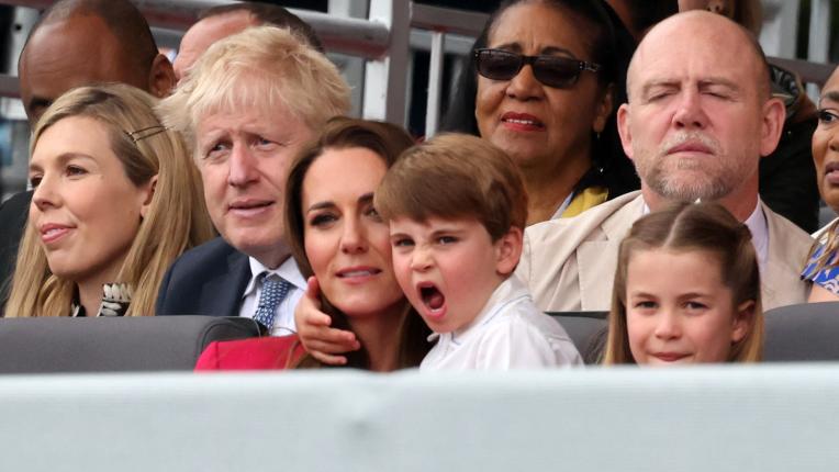  Да укротиш принц Луи или най-малкото дете на Кейт и Уилям на шествие за Платинения празник на кралицата 