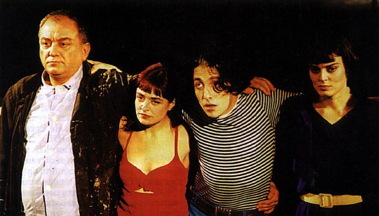 Мария Сапунджиева - Сапунджиева се омъжила за Куркински в 8-ми клас