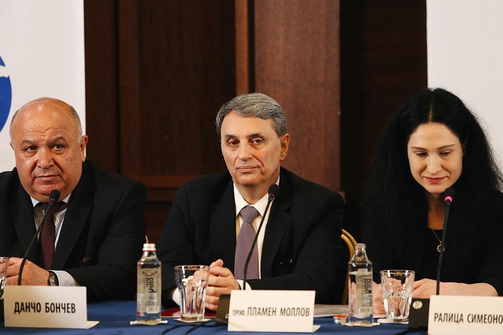 Бившият шеф на БАБХ проф. Пламен Моллов не е открит