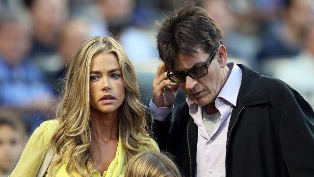 Бившата съпруга на Чарли Шийн се изповяда: Бях доста наивна, когато го срещнах