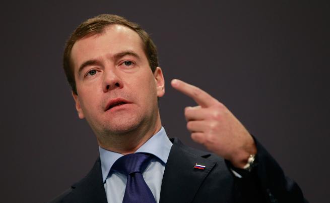 Медведев: Западните оръжия за Украйна правят 