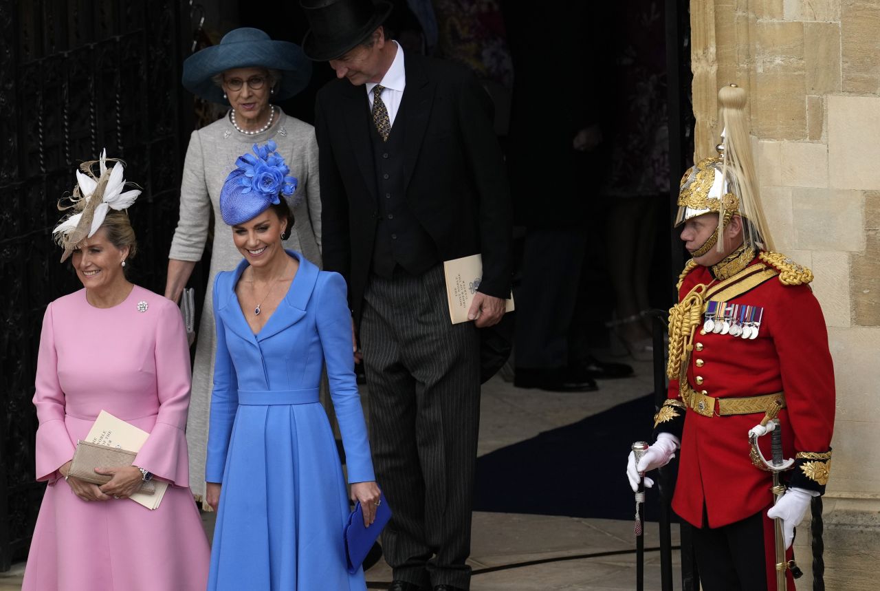 <p>Кейт Мидълтън присъства на церемонията по връчването на Ордена на жартиерата в параклиса &quot;Сейнт Джордж&quot; в Уиндзор, Англия</p>