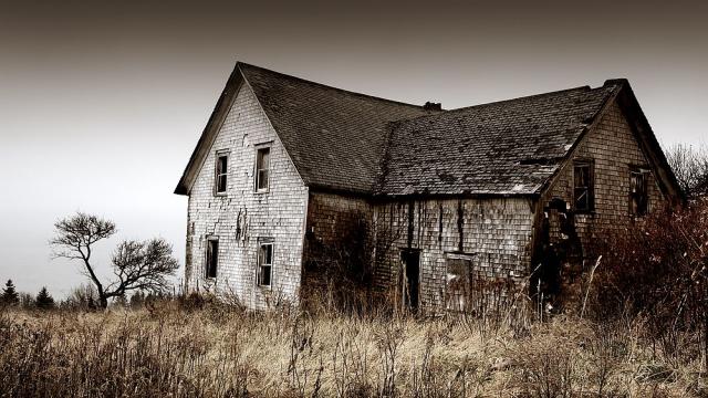 Турско село е изоставено от жителите си заради паранормални явления