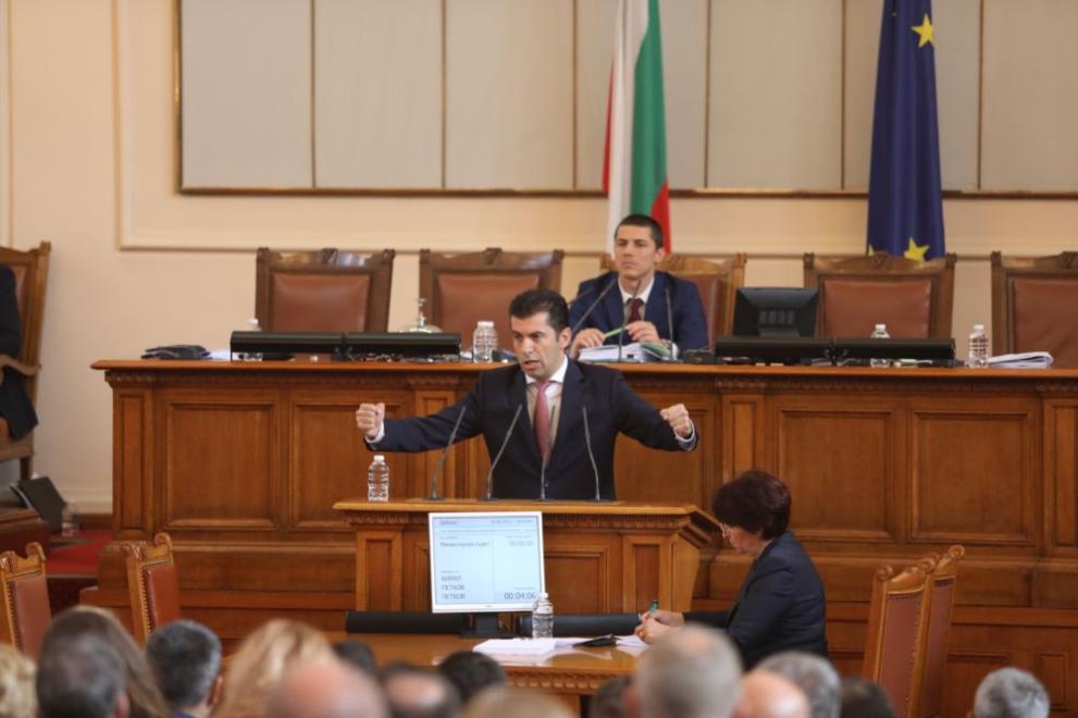 Кирил Петков от парламентарната трибуна