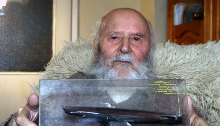 Костадин Лагадинов - ЗЛАТНО ВРЕМЕ: Чутовен живот – изповедта на последния подводничар, лежал в сибирски лагер