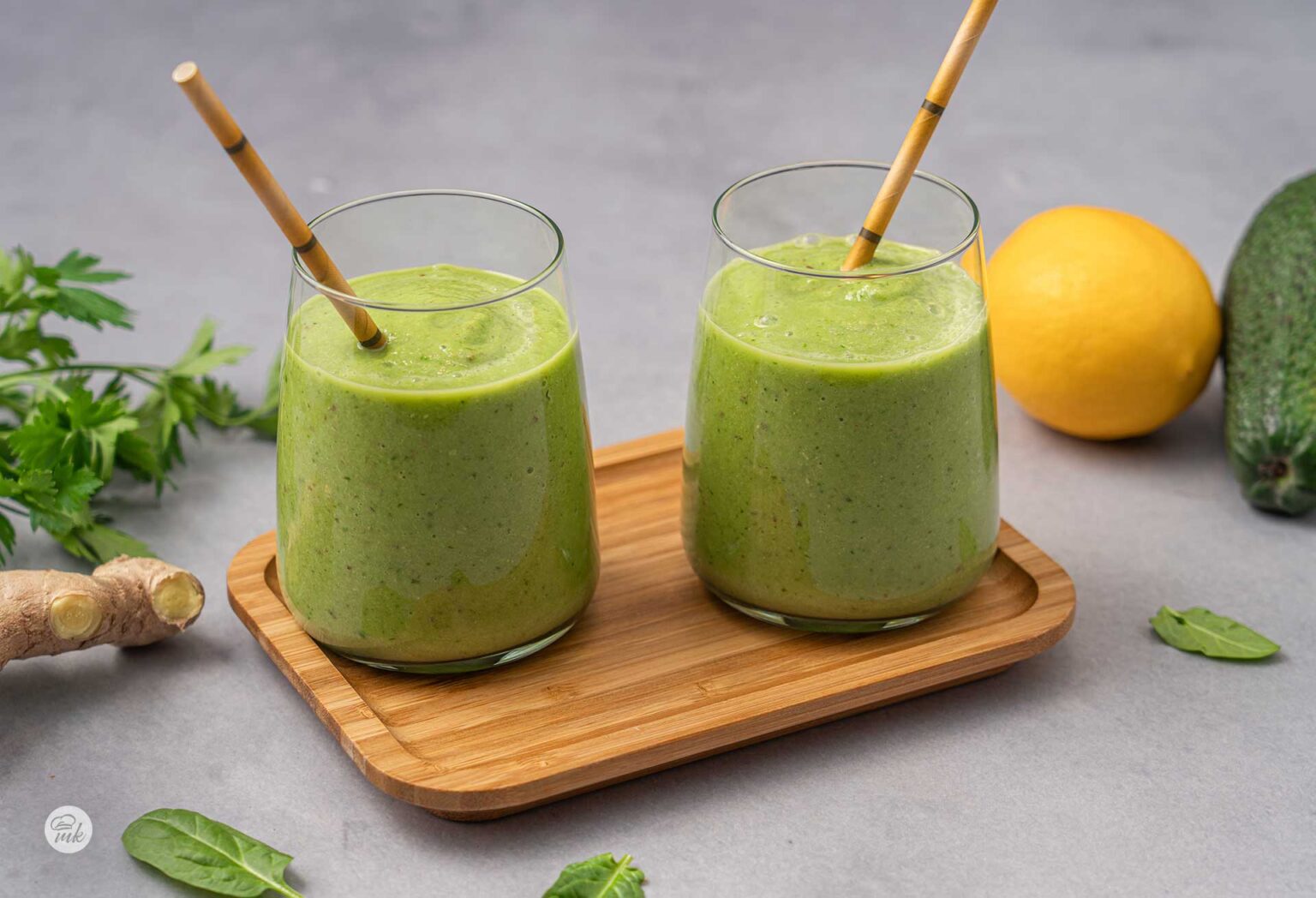 смути авокадо