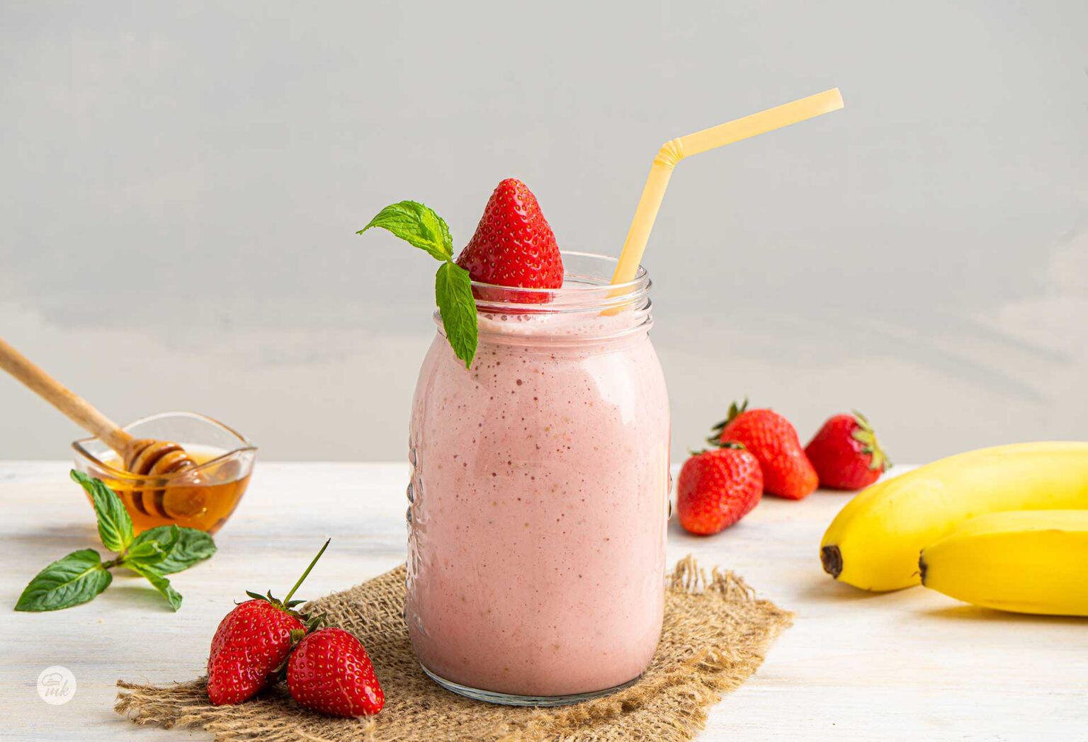 смути ягоди