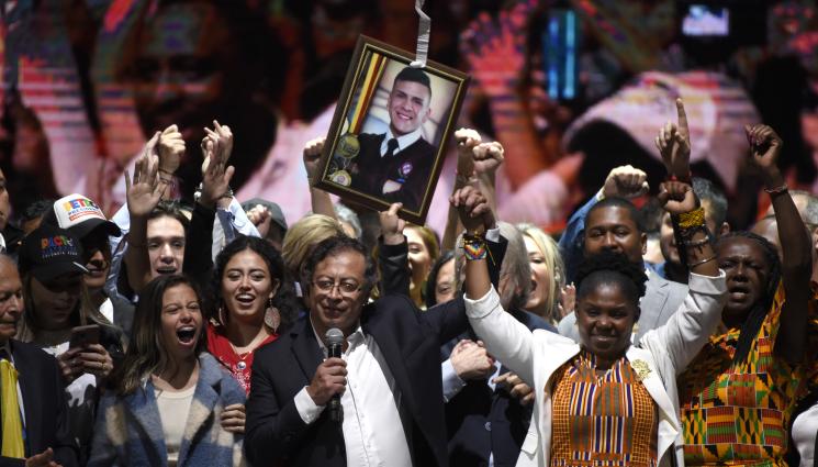 d - ИСТОРИЧЕСКО: Колумбия избра ляв президент за първи път