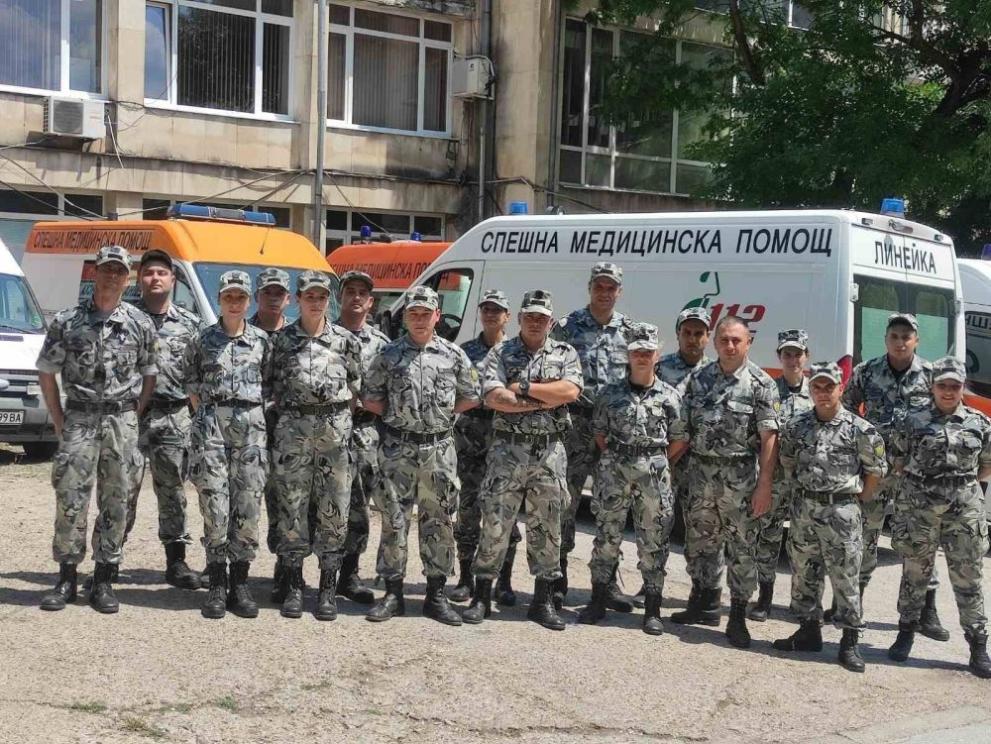 Резервисти от Националния военен университет Васил Левски спасиха пострадал при