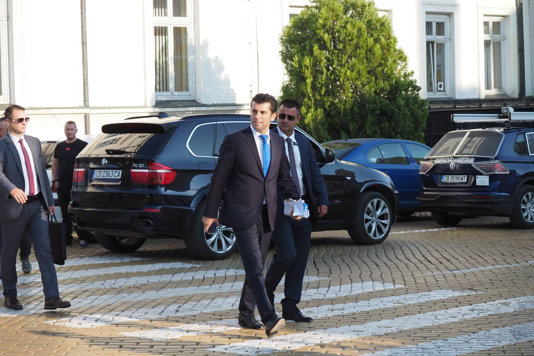 протест кирил петков