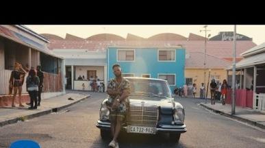 Tinie Tempah ft. Zara Larsson - Girls Like