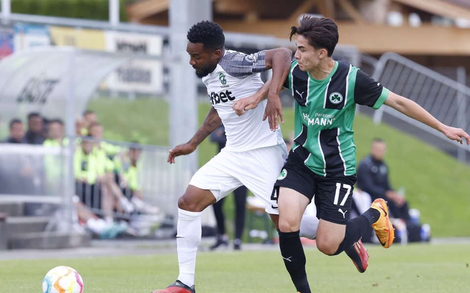 Отборите на Лудогорец и Гройтер Фюрт играят при резултат 1:1