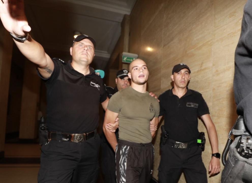 Има нови сигнали за извършени престъпления от прокурорския син Васил