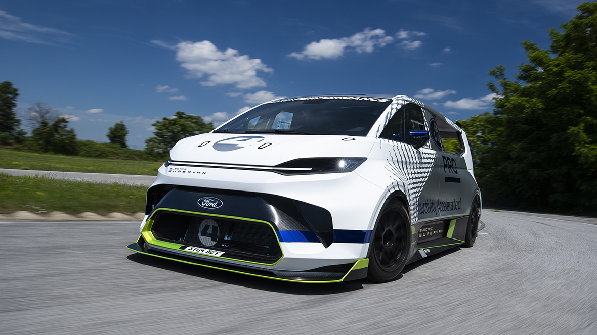 Ford Pro Electric SuperVan ?>