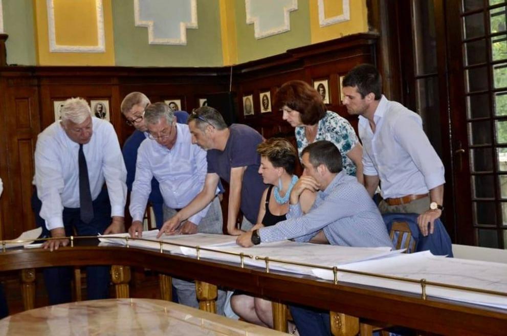 Работна среща за обсъждане на проекта за разширяване на досегашния