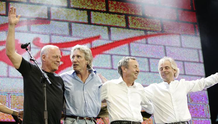 Pink Floyd - НА ТЕЗГЯХА: Pink Floyd продават музикалния си каталог
