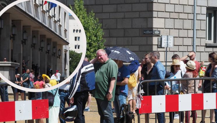 БНБ - НЕИСТОВА ИСТЕРИЯ: Втори ден опашки пред БНБ за монетка с Паисий (СНИМКИ)