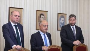Демократична България ДБ настоява българският президент да служи на националния