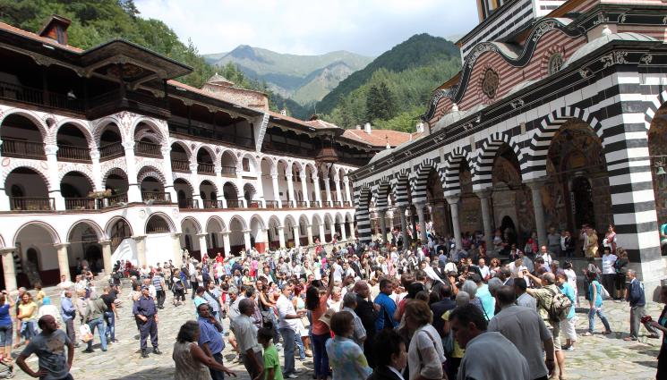 Риски манастир - ВЯРА: Знамения при пренасяне мощите на св. Иван