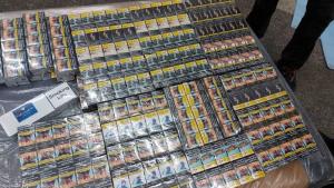 Митничари конфискуваха 191 200 къса цигари 9560 кутии при две