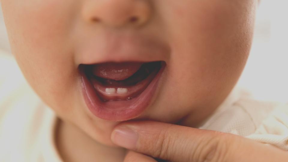 бебе зъби